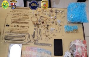Operação conjunta entre Policia Militar e Civil apreende drogas e joias furtadas em Santo Antônio da Platina.