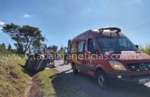 Motorista morre em capotamento na PR-092.