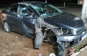 Motorista sai ilesa de acidente na BR 153 entre Jacarezinho e Santo Antônio.
