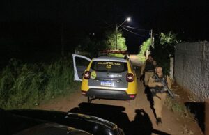 Dois homens e uma mulher morrem em confronto com a PM em Itambaracá.