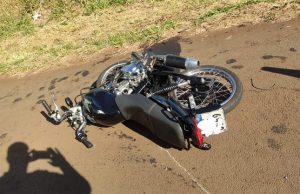 Jovem motociclista de Itambaracá morre em acidente na BR 369 em Santa Mariana.