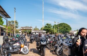 PASSEIO MOTOCICLISTA CELEBRA 72 ANOS DO 2º BATALHÃO DA PMPR E 9 ANOS DO MOTO CLUBE “GUARDIÕES DO ASFALTO”