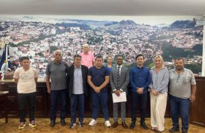 Pesquisador Apresenta a Política Nacional de Cuidados Paliativos em Tribuna Popular da Câmara de Jacarezinho.
