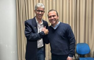 REGIÃO Palhares e Jaelson discutem fortalecimento político no Norte Pioneiro.