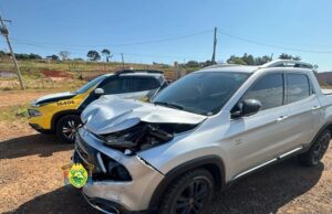 Colisão traseira deixa passageira ferida na PR-092 em Siqueira Campos
