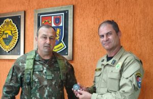 2° BPM recebe visita de Comandante do 3º Regimento de Carros de Combate do Exército Brasileiro