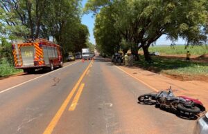 PRF atende colisão grave entre caminhão e motocicleta na BR-369