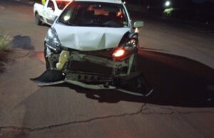 Acidente entre dois carros deixa motorista ferido na BR 369 em Cambara.