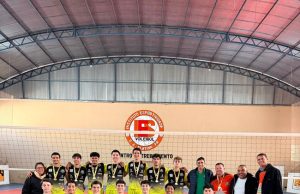 Jacarezinho é campeão invicto no vôlei masculino e conquista destaque nos Jogos da Juventude do Paraná