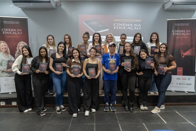 Cinema na Educação - Jacarezinho - foto Tiago Ângelo (1)