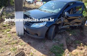 Colisão entre dois carros na BR 153, próximo a JBS de Jacarezinho