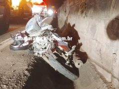 Mulher morre em grave acidente entre Biz e caminhonete na BR-153, em Jacarezinho, vitima tinha acabado de sair do serviço.