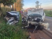 Colisão frontal na PR-092 em Santo Antônio da Platina deixa sete feridos, entre eles quatro crianças